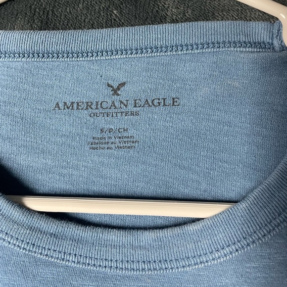 American Eagle T-Shirt Men's Size Small (S)  Long Sleeve Logo Crew Neck BLUE - Picture 3 of 4